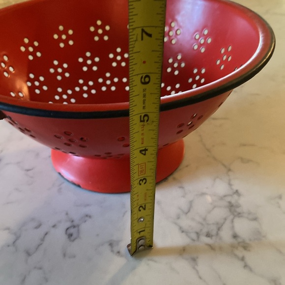 Fire engine, red colander - Picture 9 of 9